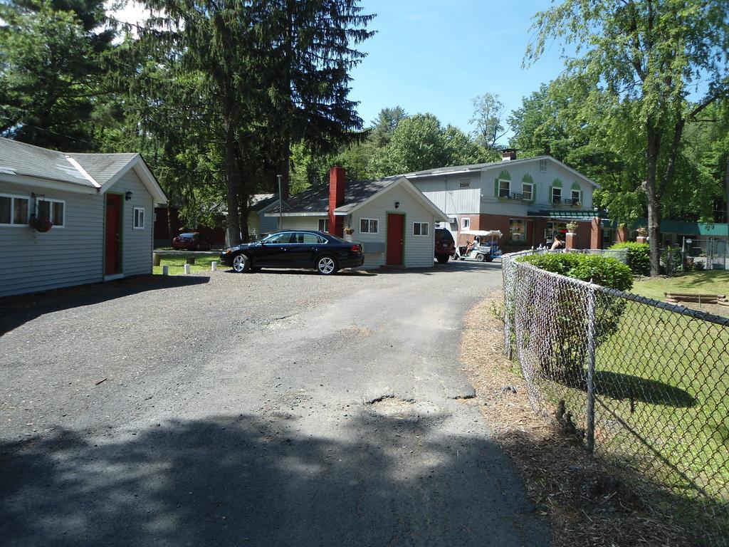 Flower Field Inn And Cottages Stroudsburg Εξωτερικό φωτογραφία
